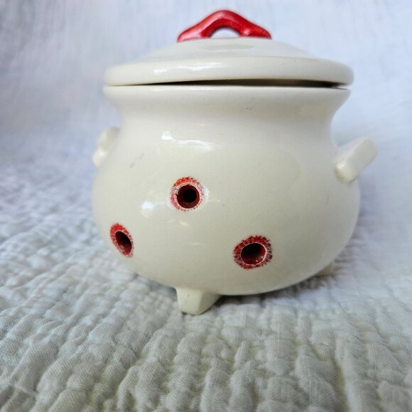Vintage Handmade Red White Cottage Farmhouse Ceramic Garlic Keeper Jar - Picture 5 of 9